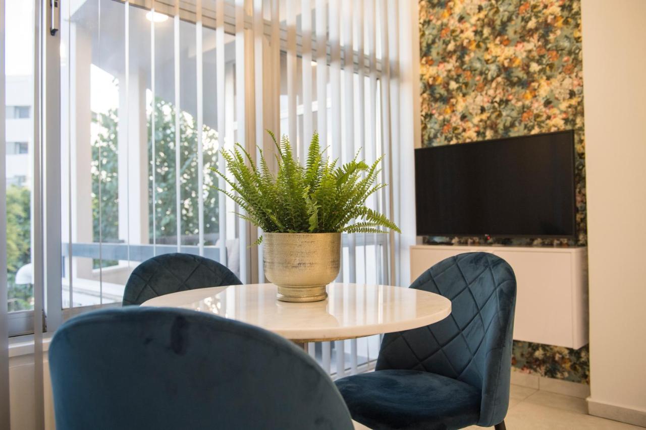 Skin Suites-Luxury Living 尼科西亚 外观 照片