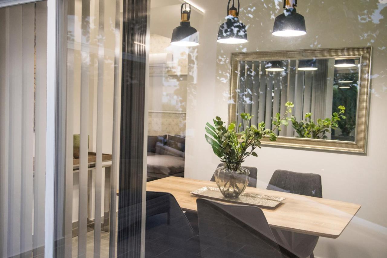 Skin Suites-Luxury Living 尼科西亚 外观 照片